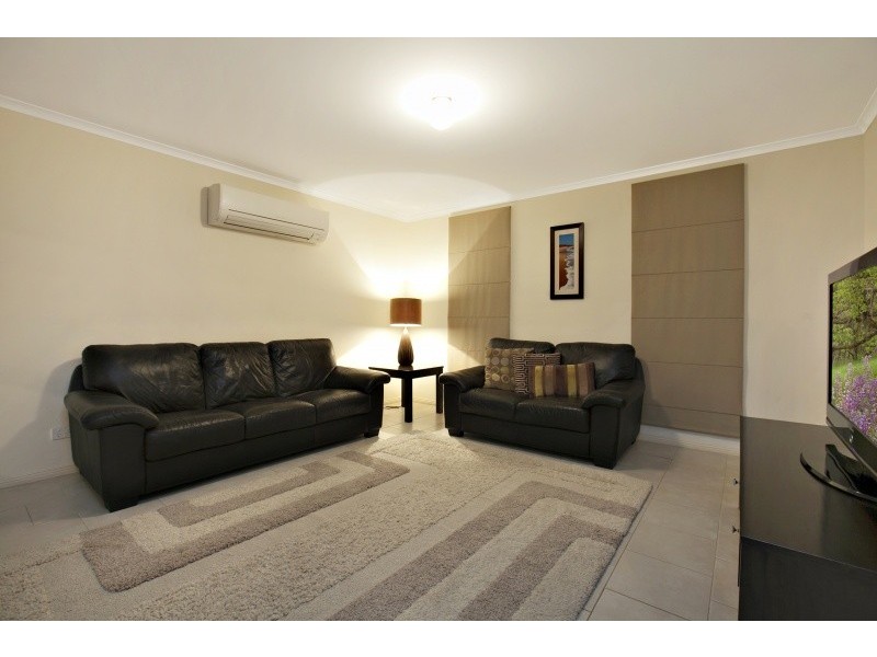 61 Kalgoorlie Avenue, Port Noarlunga South SA 5167