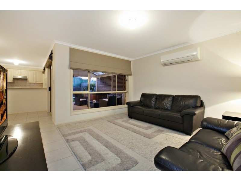 61 Kalgoorlie Avenue, Port Noarlunga South SA 5167