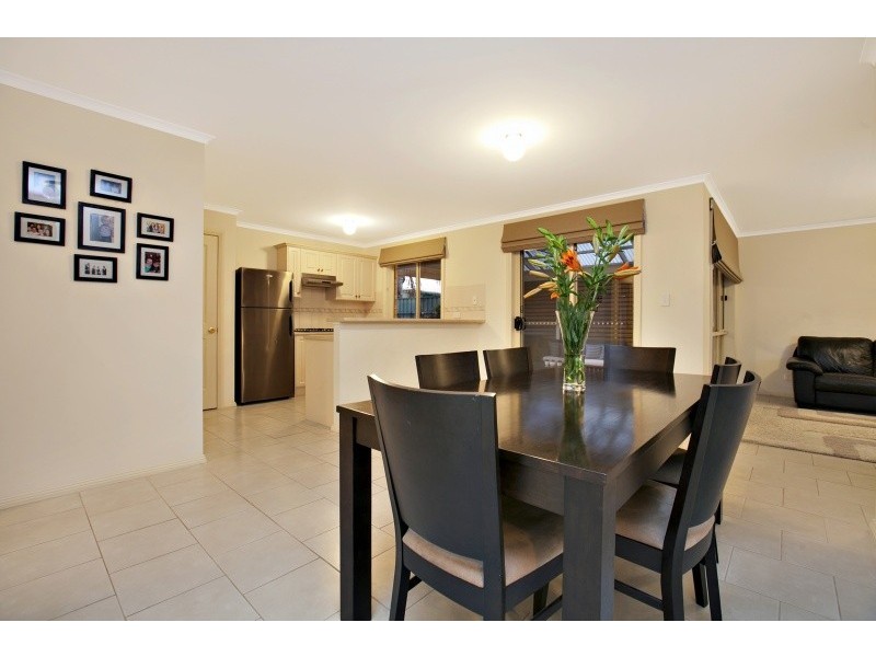 61 Kalgoorlie Avenue, Port Noarlunga South SA 5167