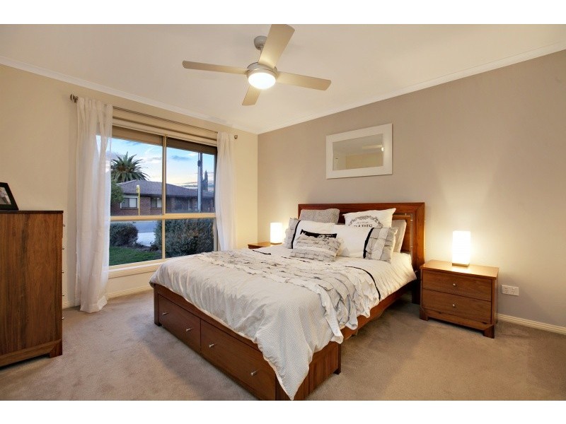 61 Kalgoorlie Avenue, Port Noarlunga South SA 5167