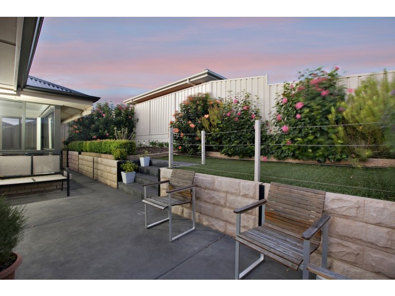 2 Antonio Street, Huntfield Heights SA 5163