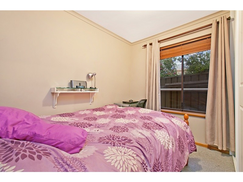 6 St James Street, Woodcroft SA 5162