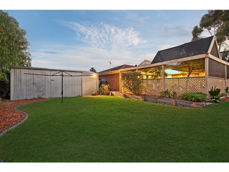 6 St James Street, Woodcroft SA 5162