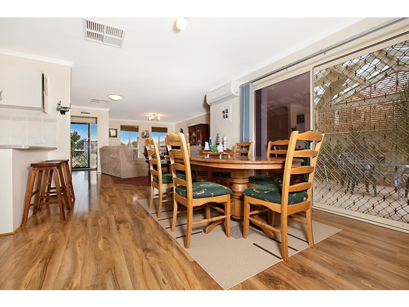 12 Redwood Close, Noarlunga Downs SA 5168