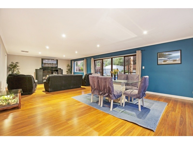 25 Education Road, Happy Valley SA 5159