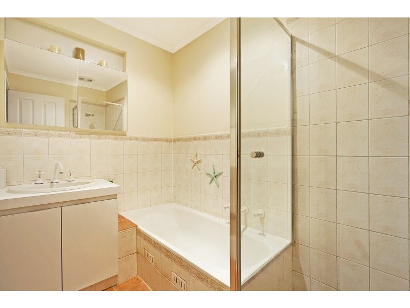 25 Education Road, Happy Valley SA 5159