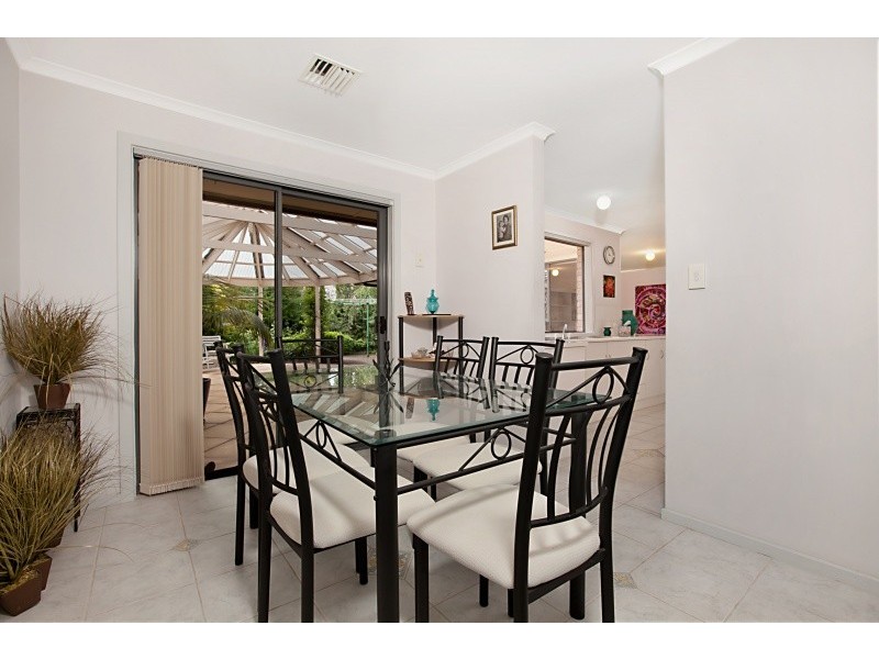 9 Admiralty Crescent, Seaford Rise SA 5169