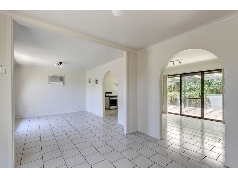 2b Sandhurst Avenue, Noarlunga Downs SA 5168