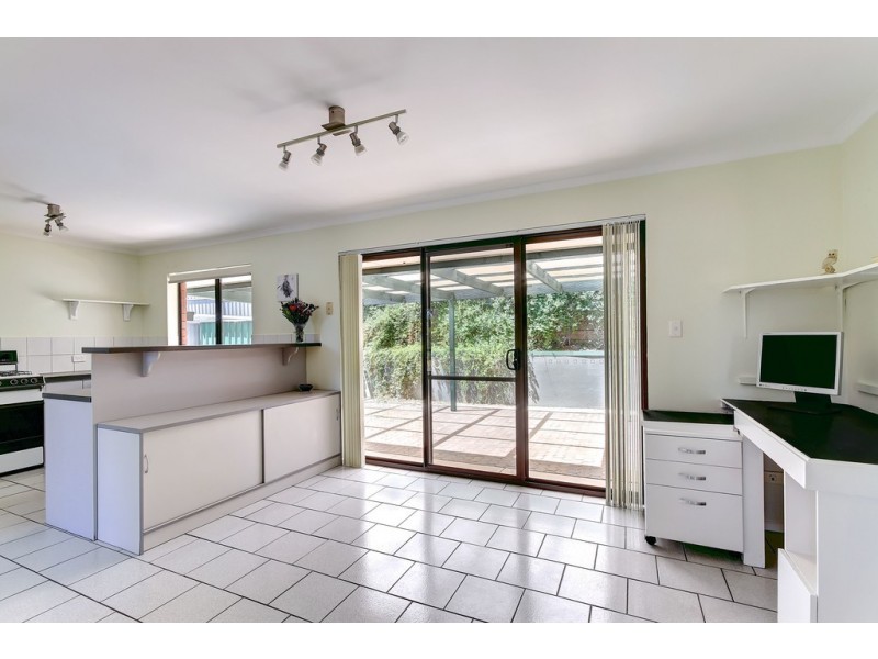 2b Sandhurst Avenue, Noarlunga Downs SA 5168