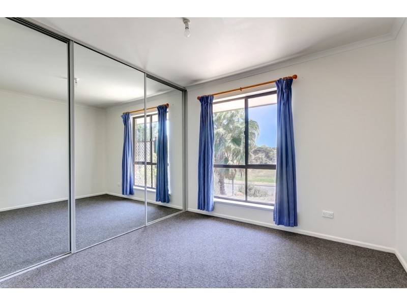 2b Sandhurst Avenue, Noarlunga Downs SA 5168