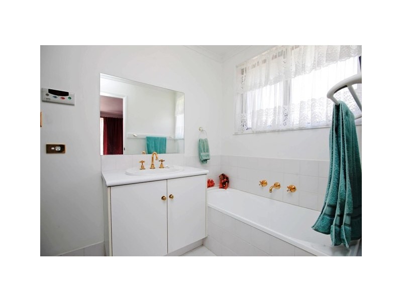 8 Oldenburg Court, Noarlunga Downs SA 5168