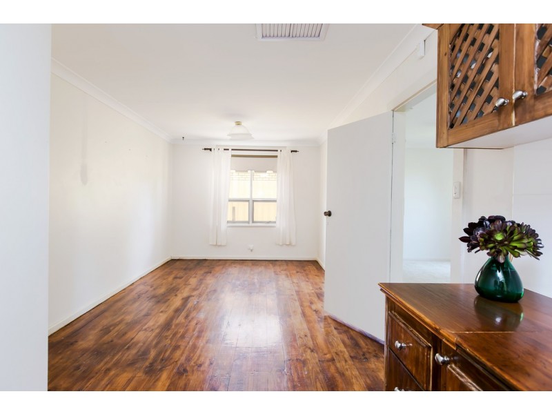 18 Jennifer Drive, Happy Valley SA 5159