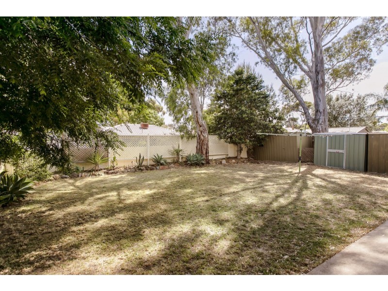 18 Jennifer Drive, Happy Valley SA 5159