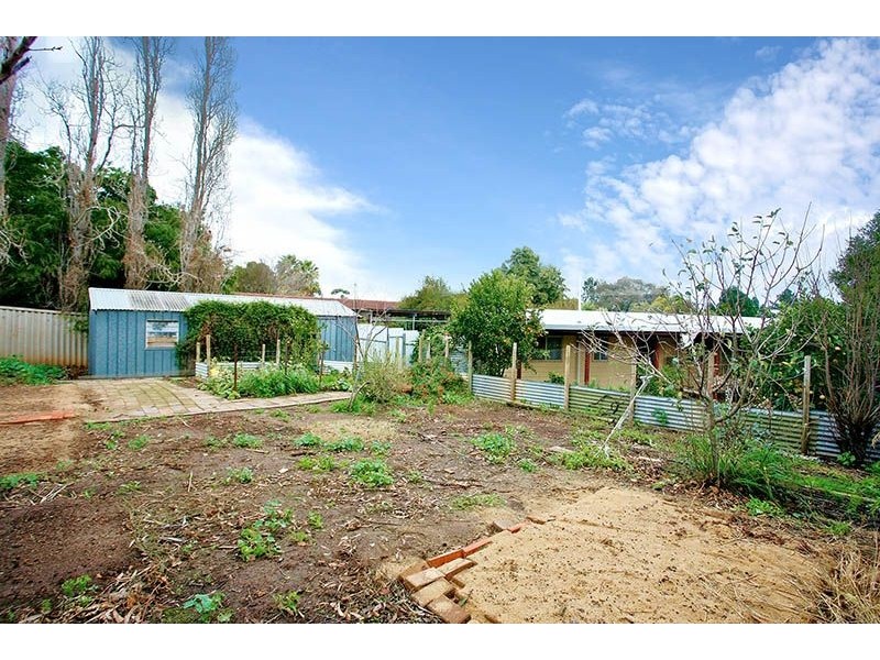 84 Brentwood Drive, Huntfield Heights SA 5163
