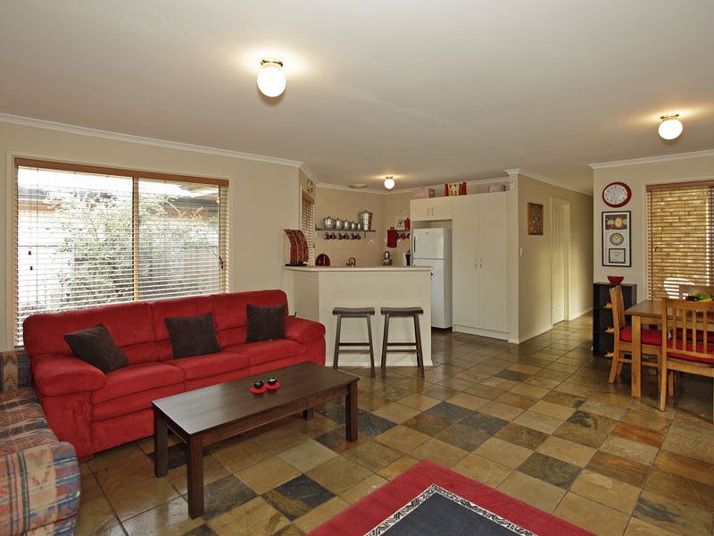 16A Sandery Avenue, Seacombe Gardens SA 5047