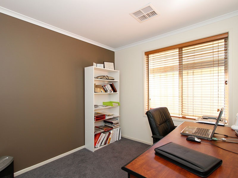 25 Lighthouse Terrace, Seaford Meadows SA 5169
