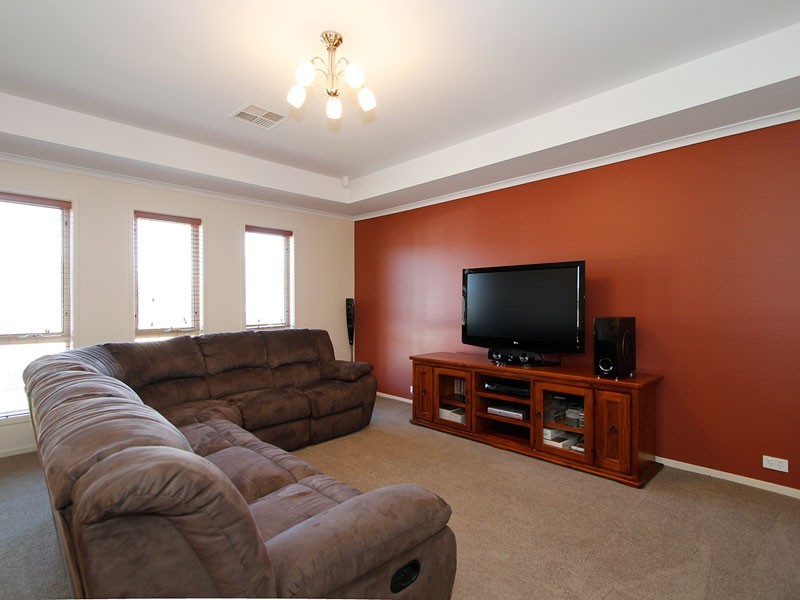 25 Lighthouse Terrace, Seaford Meadows SA 5169
