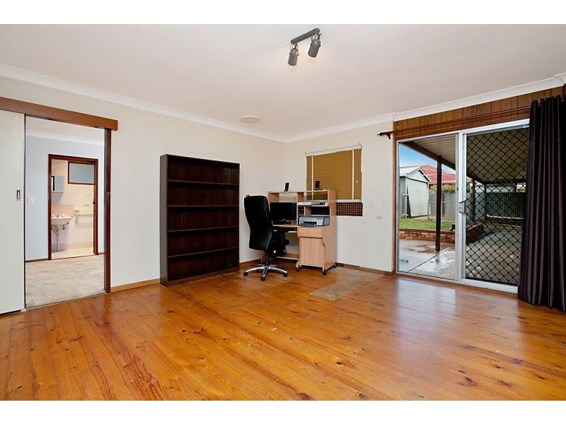 22 Carbenet Drive, Hackham SA 5163