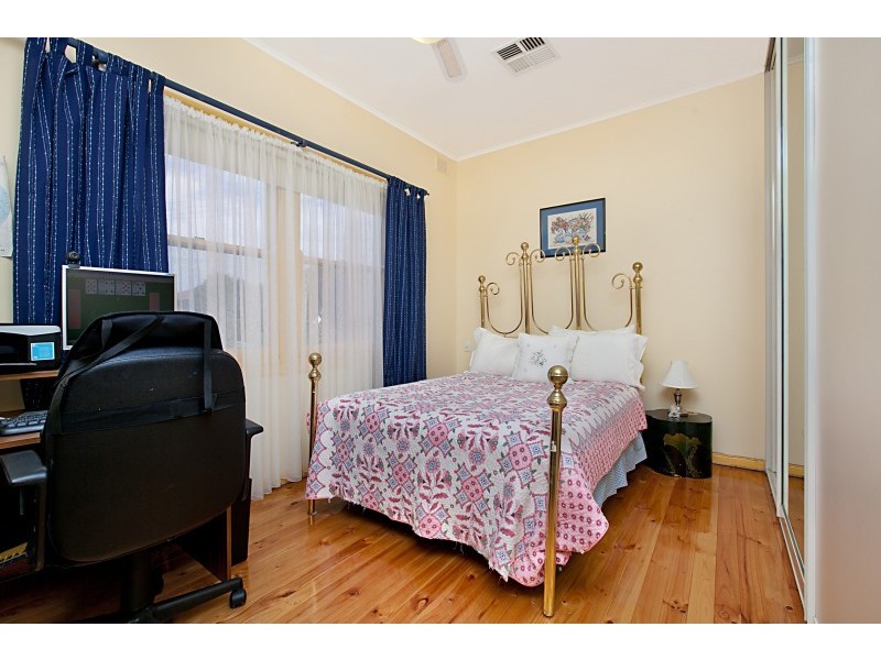 33 Vincent Street, Christies Beach SA 5165