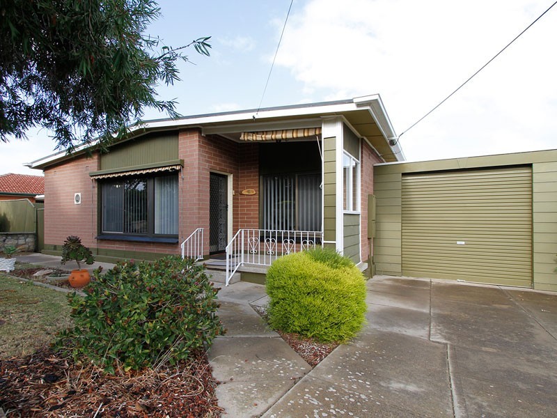 6 Tooma Street, O’sullivan Beach SA 5166
