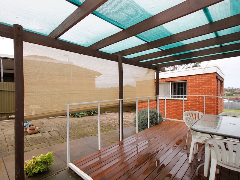 6 Tooma Street, O’sullivan Beach SA 5166