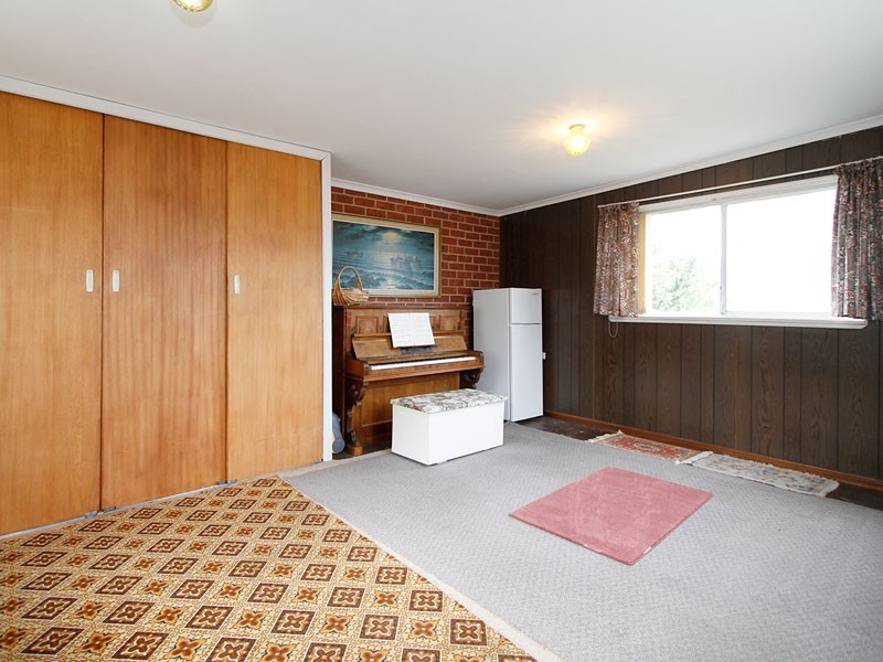 6 Tooma Street, O’sullivan Beach SA 5166