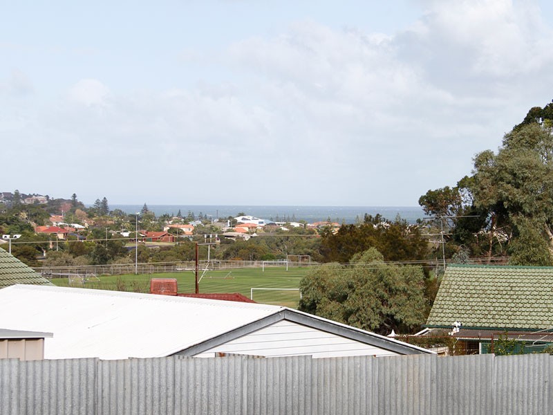 6 Tooma Street, O’sullivan Beach SA 5166