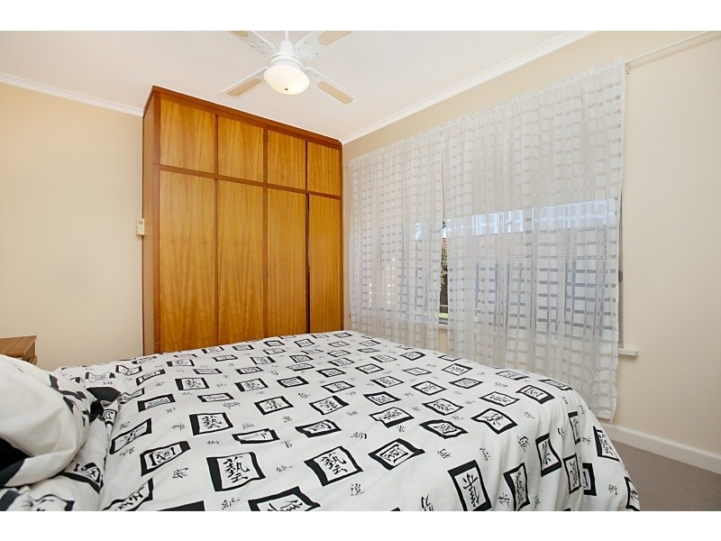 Unit 2, 13 Martin Place, Christies Beach SA 5165