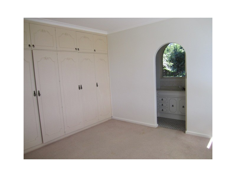 22 Madeline Crescent, Hallett Cove SA 5158