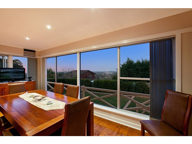 17 Clearview Terrace, Flagstaff Hill SA 5159