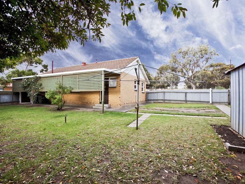 33 Gumeracha Road, O’sullivan Beach SA 5166