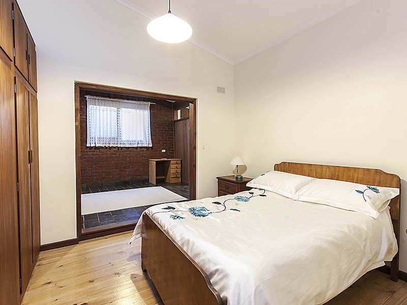 1 Livonia Street, Hallett Cove SA 5158