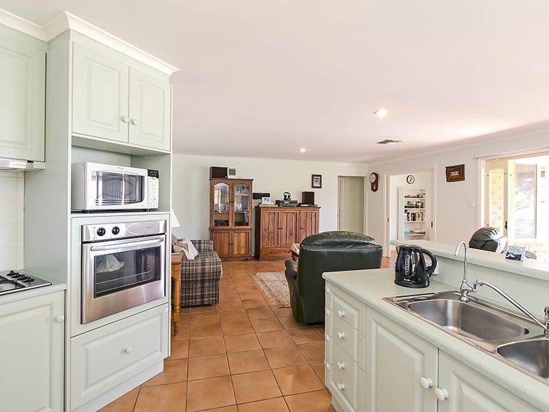11 Spy Glass Hill Circuit, Seaford Rise SA 5169