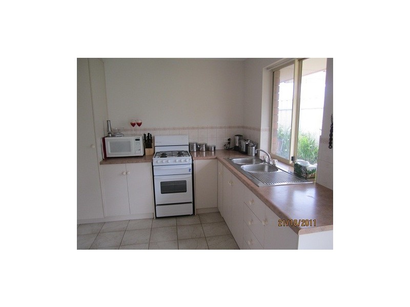 3 Oliver Crescent, Port Noarlunga SA 5167