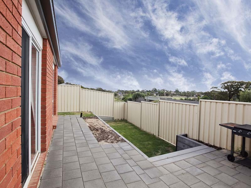 2, 21 Osmund Crescent, Christie Downs SA 5164