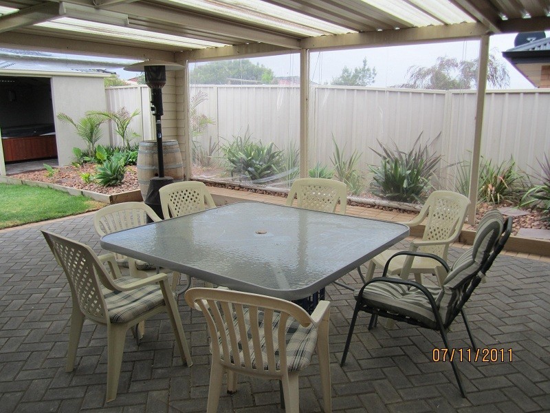 71 Pridham Boulevard, Aldinga Beach SA 5173