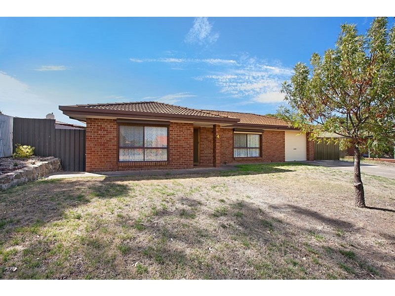 4 Napier Court, Noarlunga Downs SA 5168