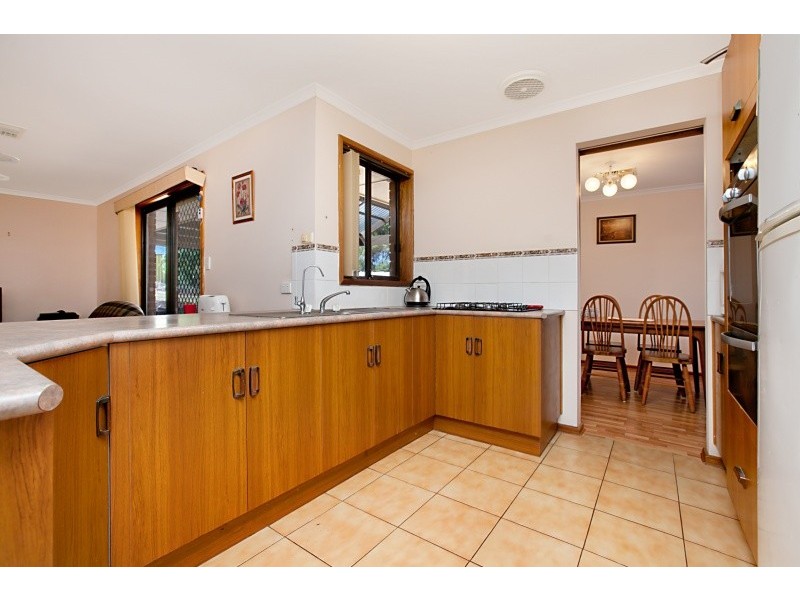 4 Napier Court, Noarlunga Downs SA 5168