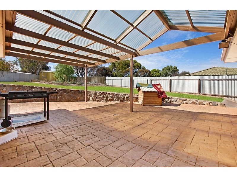 4 Napier Court, Noarlunga Downs SA 5168