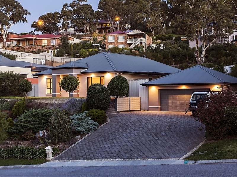 13 Coast View Court, Chandlers Hill SA 5159
