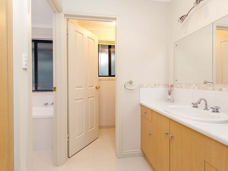 13 Coast View Court, Chandlers Hill SA 5159