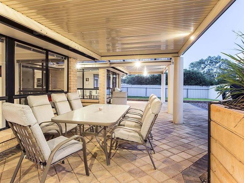 13 Coast View Court, Chandlers Hill SA 5159