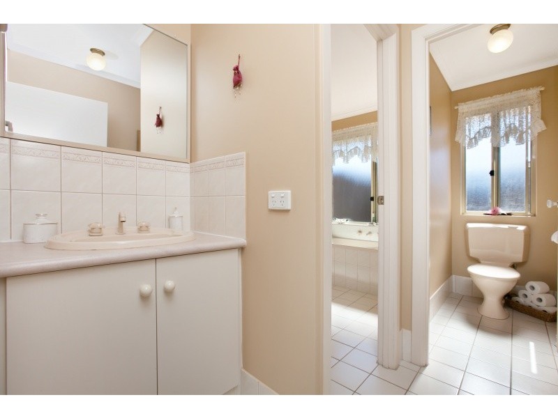 6 Rosina Street, Woodcroft SA 5162