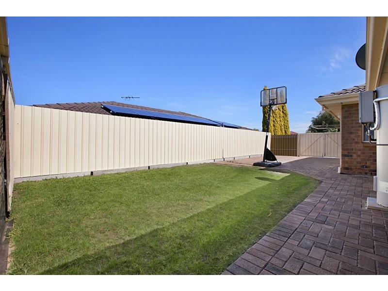 6 Rosina Street, Woodcroft SA 5162