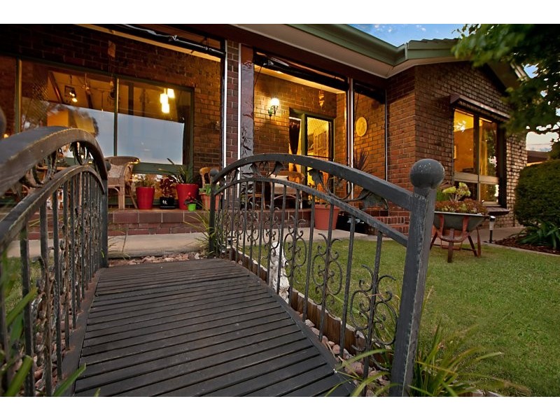 16 Beresford Avenue, Christie Downs SA 5164