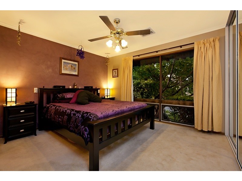 16 Beresford Avenue, Christie Downs SA 5164