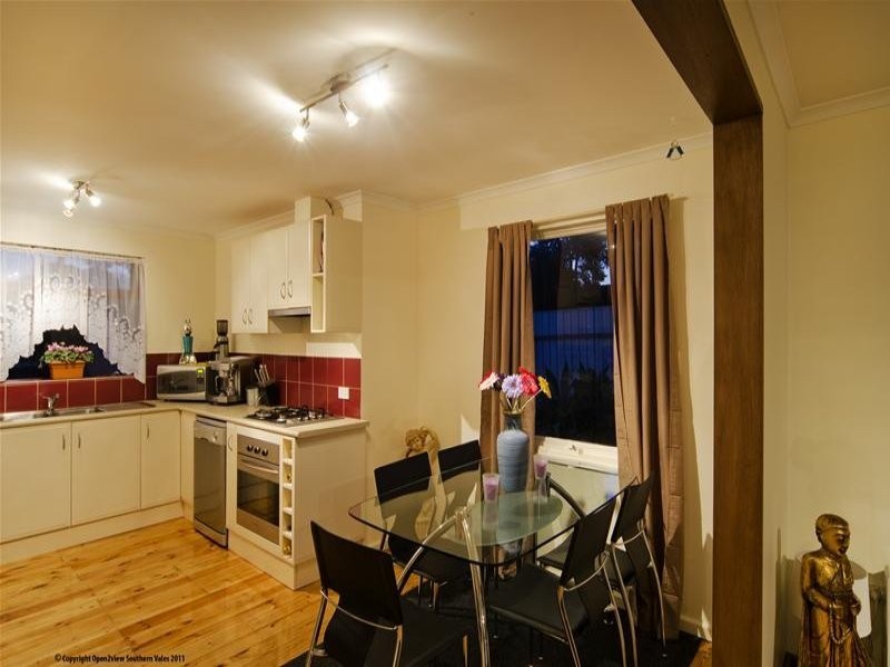 35 Hagen Crescent, Hackham West SA 5163