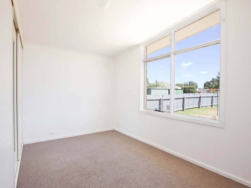 3 Valleyview Crescent, Hackham West SA 5163