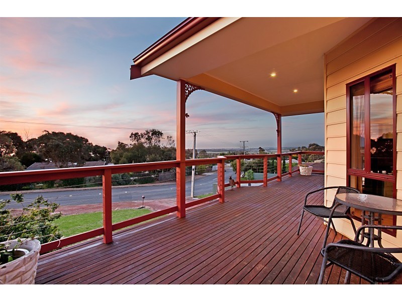 18 Stirling Avenue, Sellicks Beach SA 5174