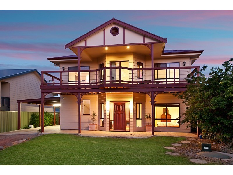 18 Stirling Avenue, Sellicks Beach SA 5174